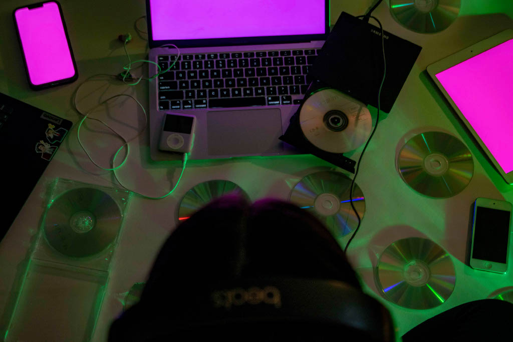 Tech Photo 7